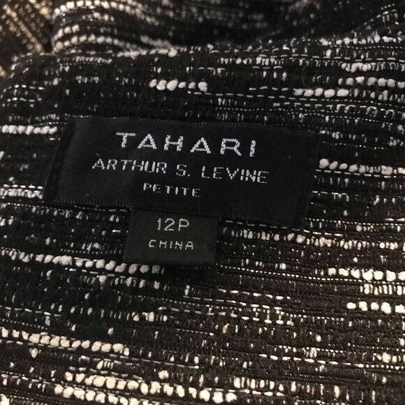 Tahari ASL Sheath Dress Size 12P Black/White/Silver Cap Sleeves Exposed Back Zip - Picture 5 of 7